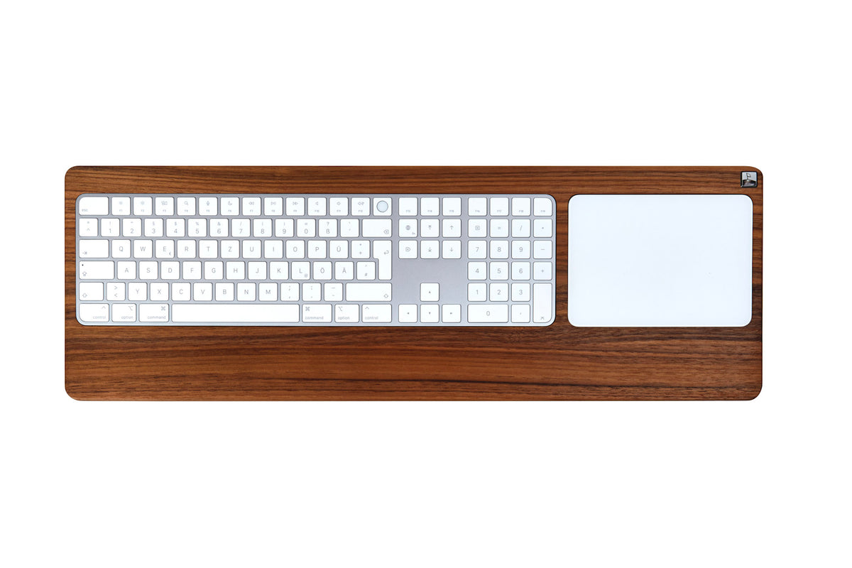 Numeric TrackpadTray 2021 aus Nussbaumholz - Halterung für Apple Magic Keyboard mit Ziffernblock und Touch ID und Trackpad (ab 2021) - WOODYS