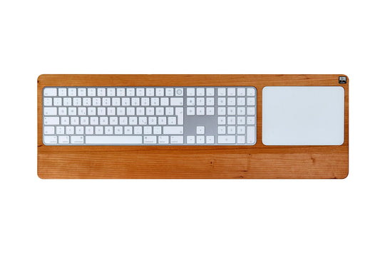 Numeric TrackpadTray 2021 aus Kirschbaumholz - Halterung für Apple Magic Keyboard mit Ziffernblock und Touch ID und Trackpad ab 2021 - rechtshändig