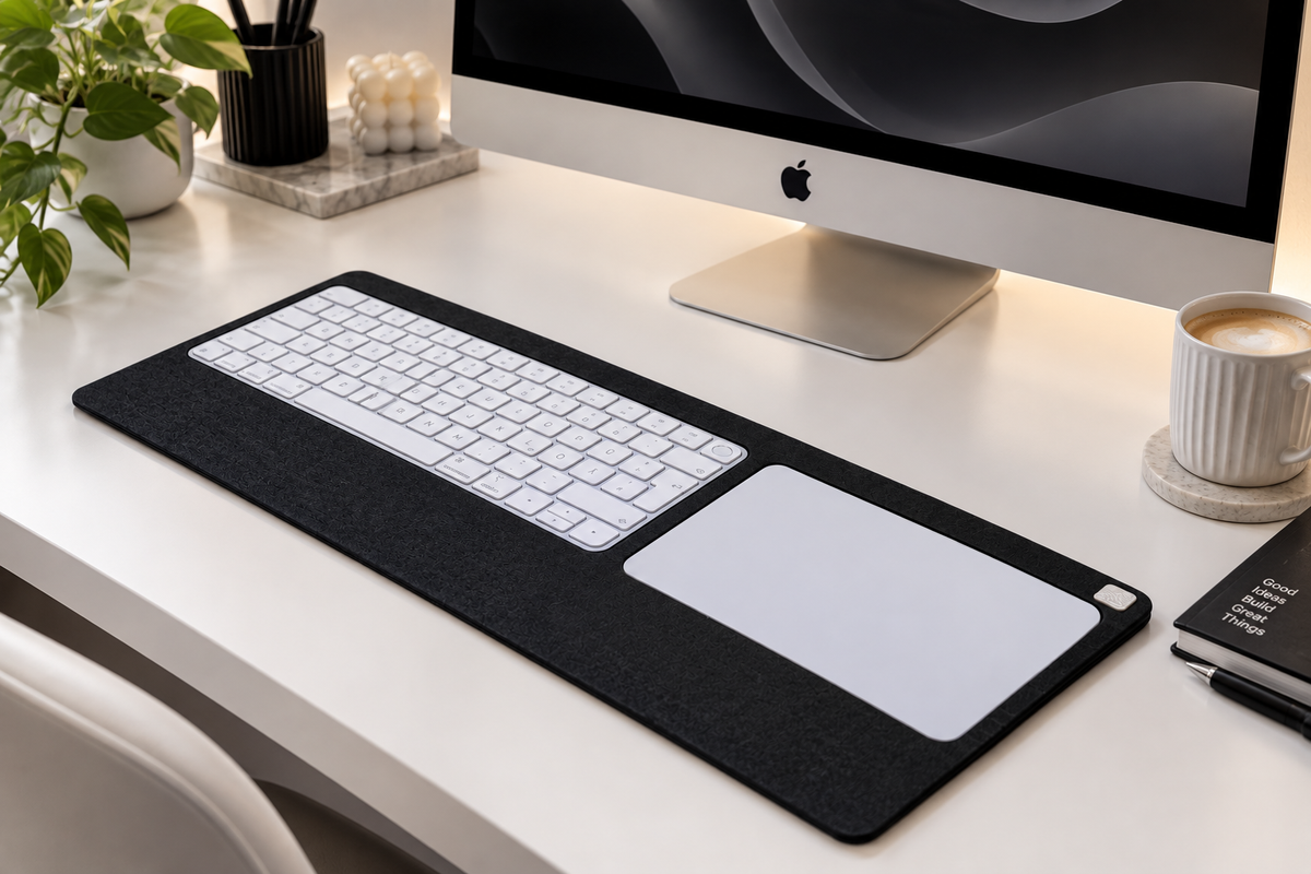 Trackpad Tray 2021 – Eschenholz Keyboard Tray | Schwarz oder Weiß lackiert | Magic Keyboard mit Touch ID und Magic Trackpad