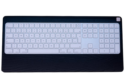 Numeric Mono Tray 2021 – Eschenholz Keyboard Tray | Schwarz oder Weiß lackiert | Magic Keyboard mit Touch ID