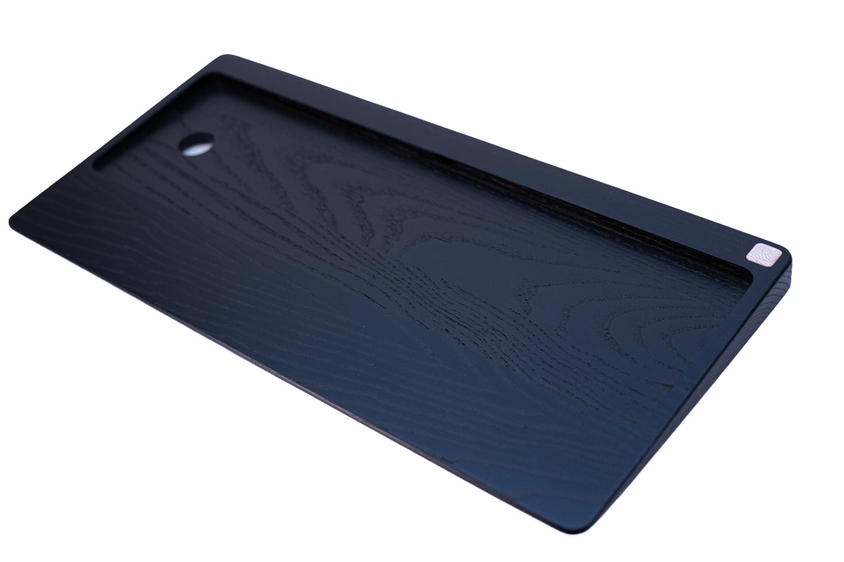 Numeric Mono Tray 2021 – Eschenholz Keyboard Tray | Schwarz oder Weiß lackiert | Magic Keyboard mit Touch ID