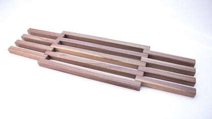 faltbarer Untersetzer aus Holz - eckig - für z.B. Töpfe, Pfannen, Bräter oder Auflaufformen